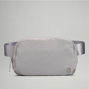 NWT Lululemon Everywhere Belt Bag 1L Gray Silver Drop One Size